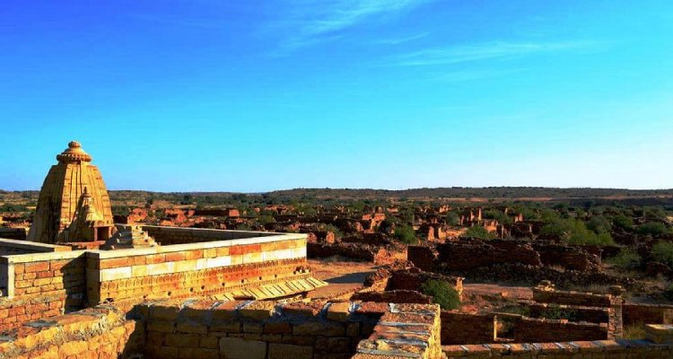 The eerie ruins of Kuldhara village near Jaisalmer, Rajasthan – a place frozen in time and legend.