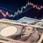 Currency trading in focus